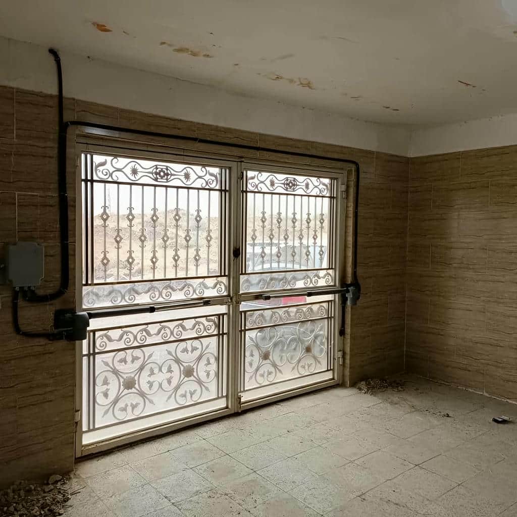 جک پارکینگی ویلایی ورودی مدرن